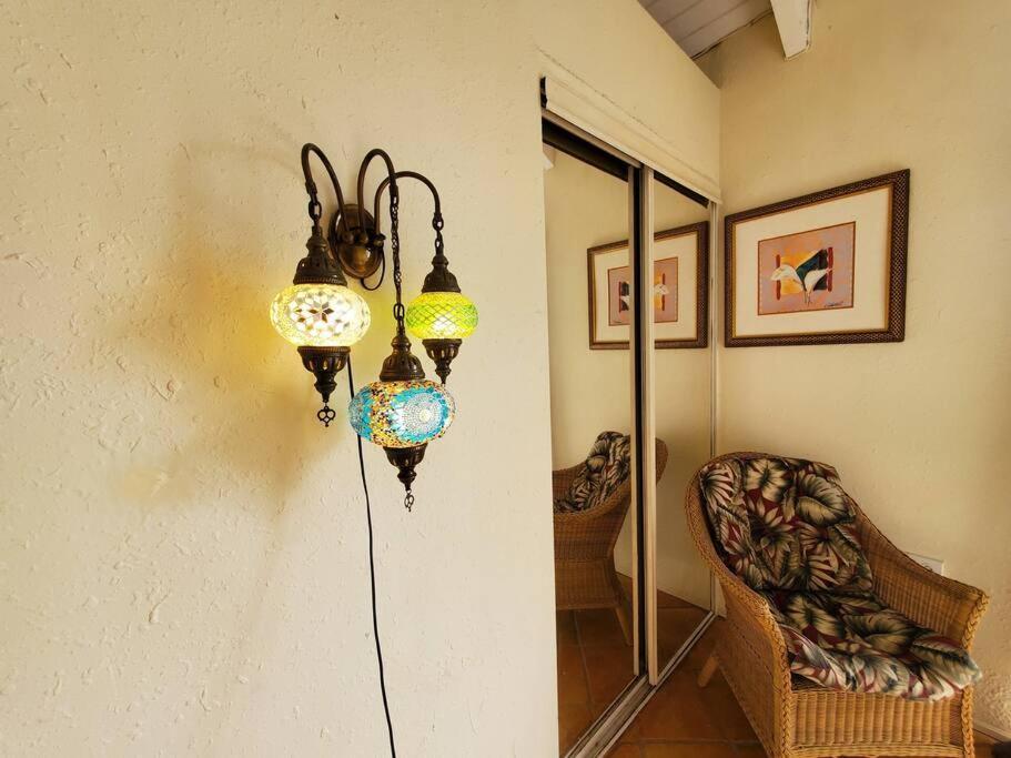 The Cottage At Villa Indigo Charlotte Amalie Exterior foto